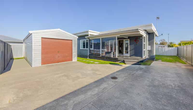 107a Mayfair Avenue, Mayfair