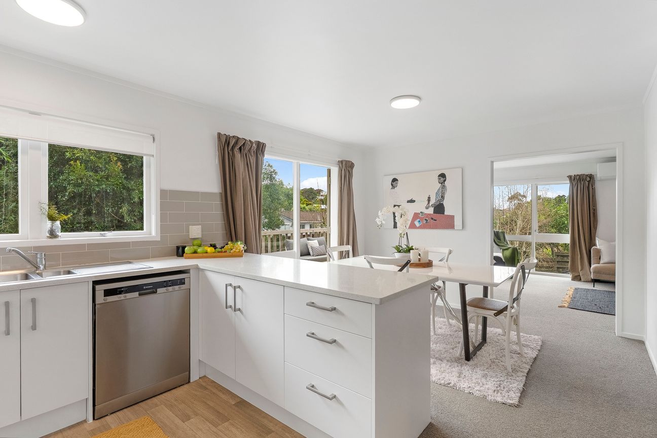 ELEVATED PRIVACY IN THE HEART OF BROWNS BAY - Ansicht 4