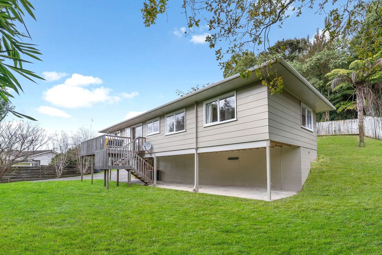 ELEVATED PRIVACY IN THE HEART OF BROWNS BAY - Ansicht 2