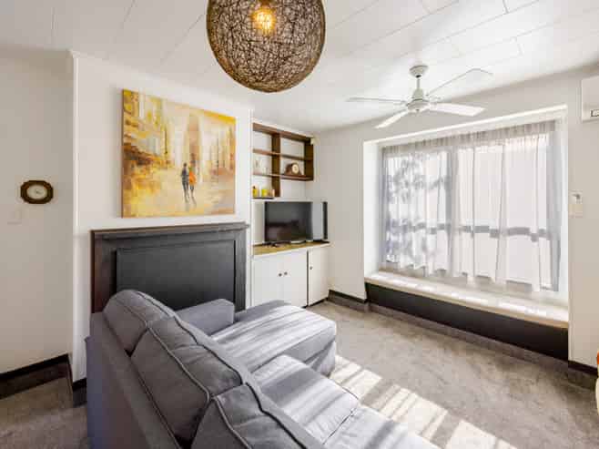 706 Whitehead Road, Saint Leonards