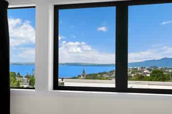5 Wisteria Way , Mairangi Bay