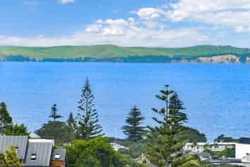 5 Wisteria Way , Mairangi Bay