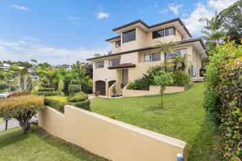 5 Wisteria Way , Mairangi Bay