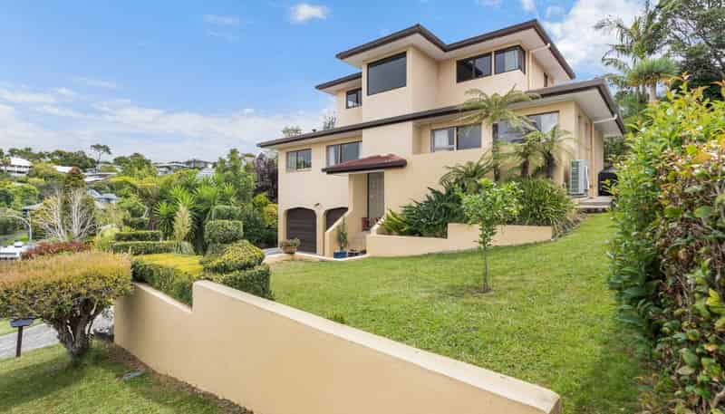 5 Wisteria Way , Mairangi Bay