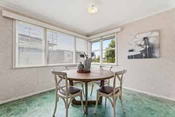 24 Levers Road, Matua