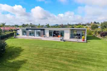 18 Greenway Drive, Kerikeri