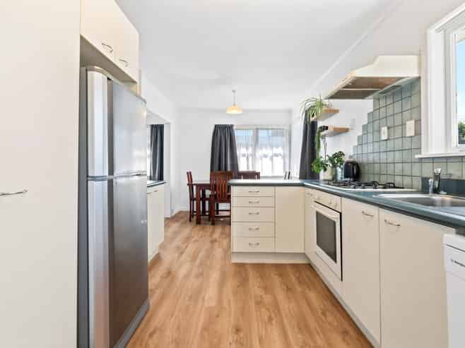 1 Ford Avenue, Kamo