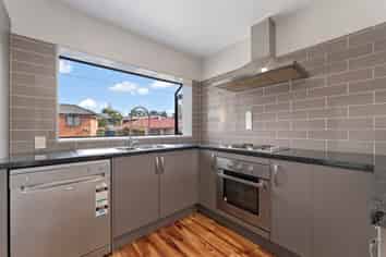 9 Claywest Place, Glen Eden