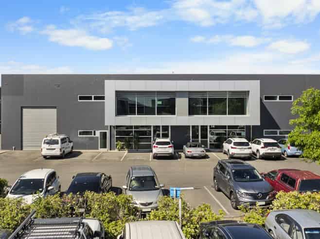 Modern Industrial Unit