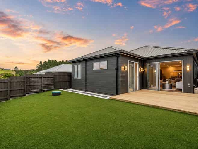 70 Huanui Drive, Orewa