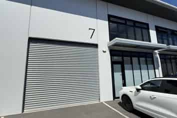 Wiri Warehouse For Lease 218sqm Unit