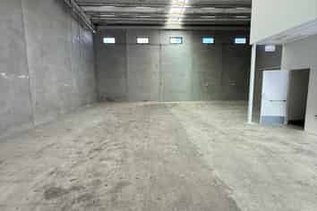 Wiri Warehouse For Lease 218sqm Unit