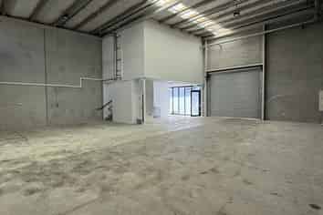 Wiri Warehouse For Lease 218sqm Unit