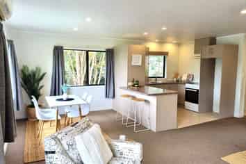 A/17 Tikorangi Place , Morningside