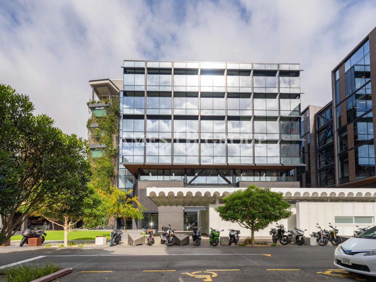 RARE TENANCY IN WYNYARD QUARTER, Auckland Central