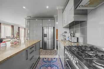 28 Kaseng Place, East Tamaki Heights
