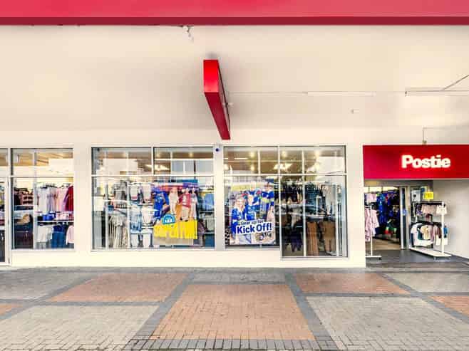 NATIONAL TENANT WITH SECURE INCOME
