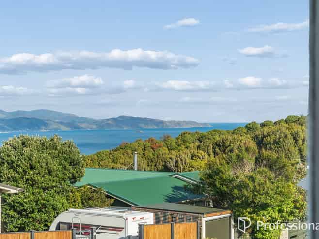 56a Acacia Avenue, Maungaraki