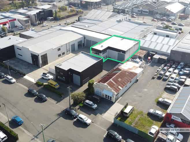 High-Stud and Modern Warehouse & Office