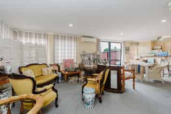 296 Thomas Road, Rototuna North