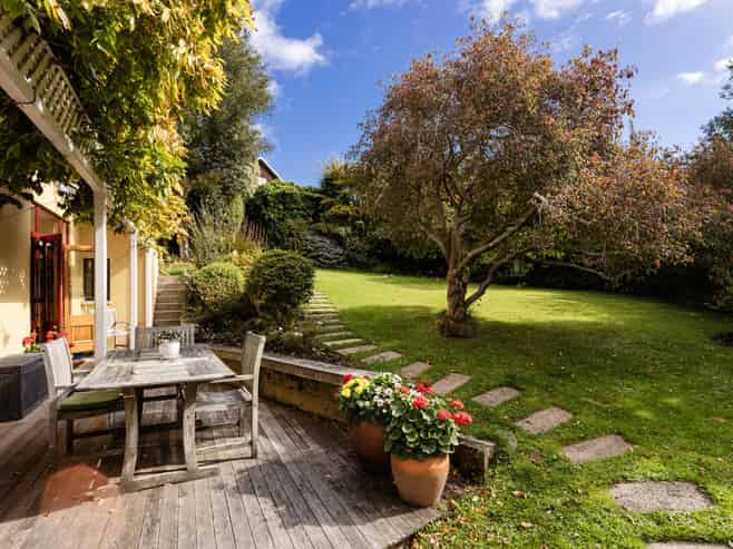 9 Scarba Street, Roslyn