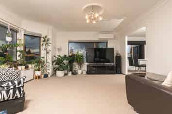 1/133 Mokoia Road, Birkenhead