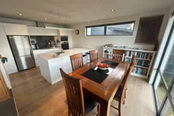 8 Middleton Rd, Queenstown