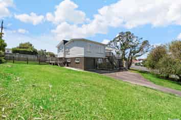 4 Matai Road, Stanmore Bay