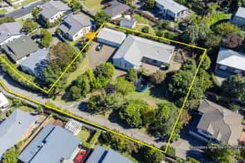 88 Brian Crescent, Stanmore Bay