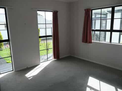 3b Islington Street, Trentham
