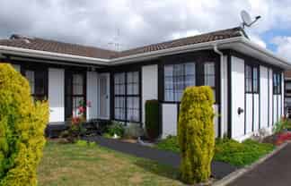 3b Islington Street, Trentham