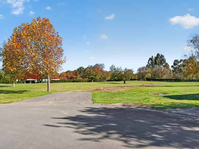 5 Eagle Place, Martinborough