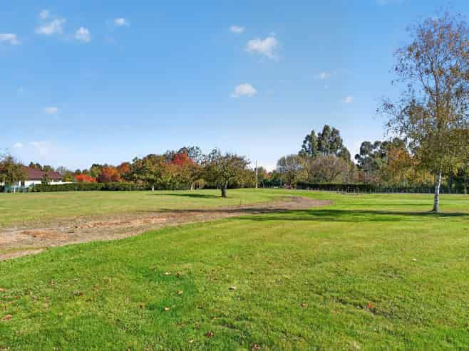 5 Eagle Place, Martinborough