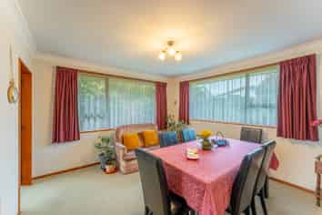 1 Orielton Place, Gleniti