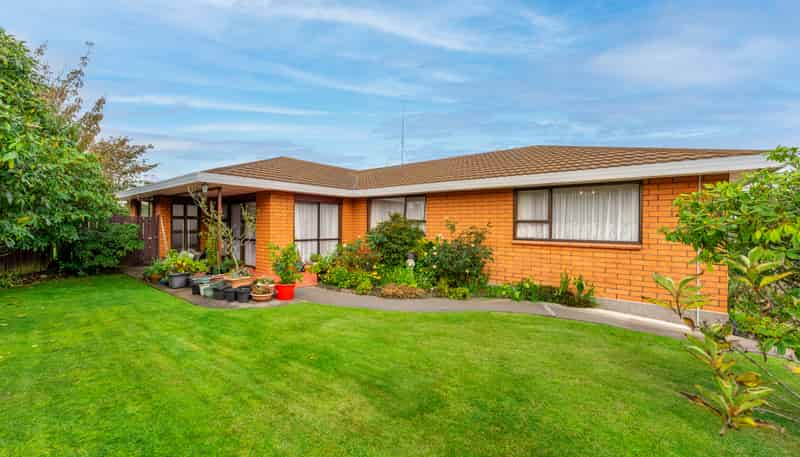 1 Orielton Place, Gleniti