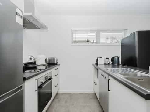 2/10 Burrows Place, Frankton