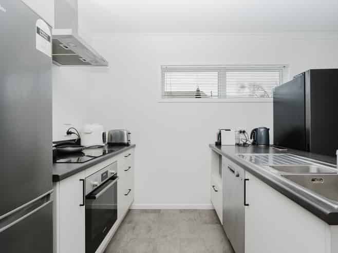 2/10 Burrows Place, Frankton