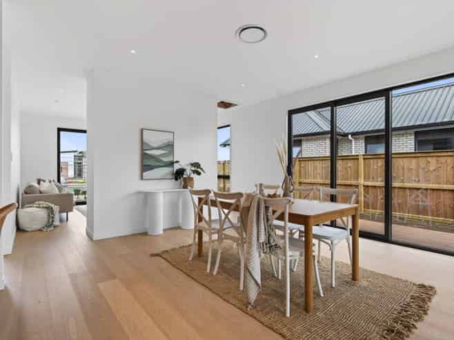 20 Beveridge Road, One Tree Point