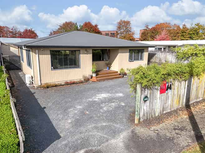 3 Hall Lane, Frankton