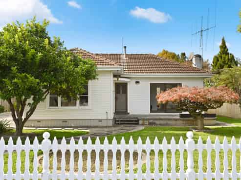 10 Vectis Road, Hillcrest