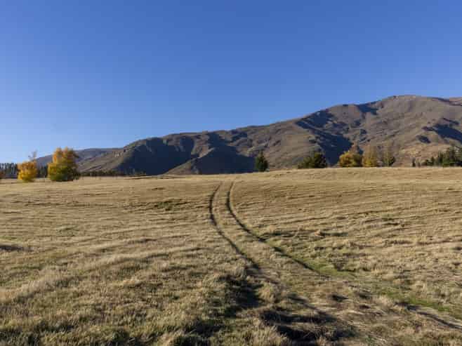 317 Crown Range Road, Arrow Junction