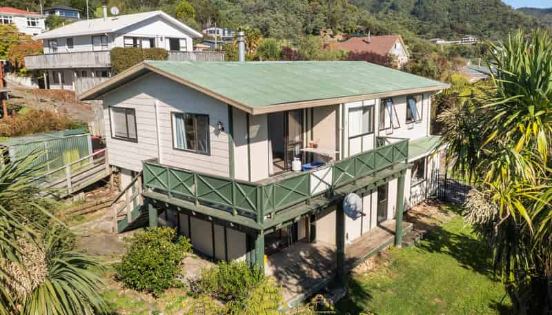 44A Milton Terrace, Picton
