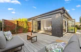 27A Lillian Place, Orewa