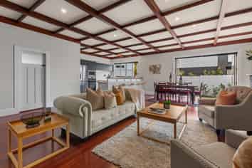 24 Norwood Road, Bayswater