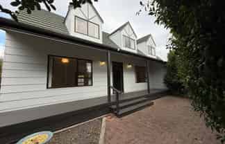 16 Willowstream Grove, Cloverlea