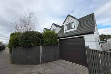 16 Willowstream Grove, Cloverlea