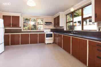 7 Carlton Street, North East Valley