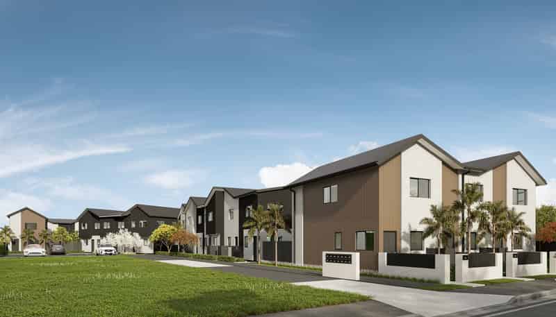7/16&18 Lincoln Road, Manurewa East