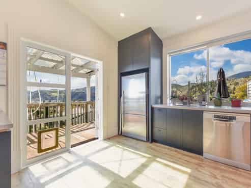 67 Mount Street, Nelson South