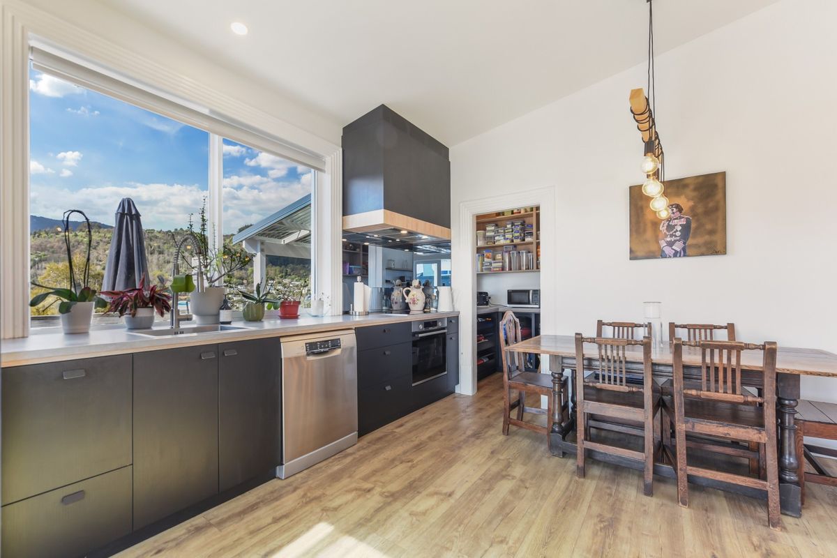 Seize the Opportunity - Renovated Villa With Views - Widok 5